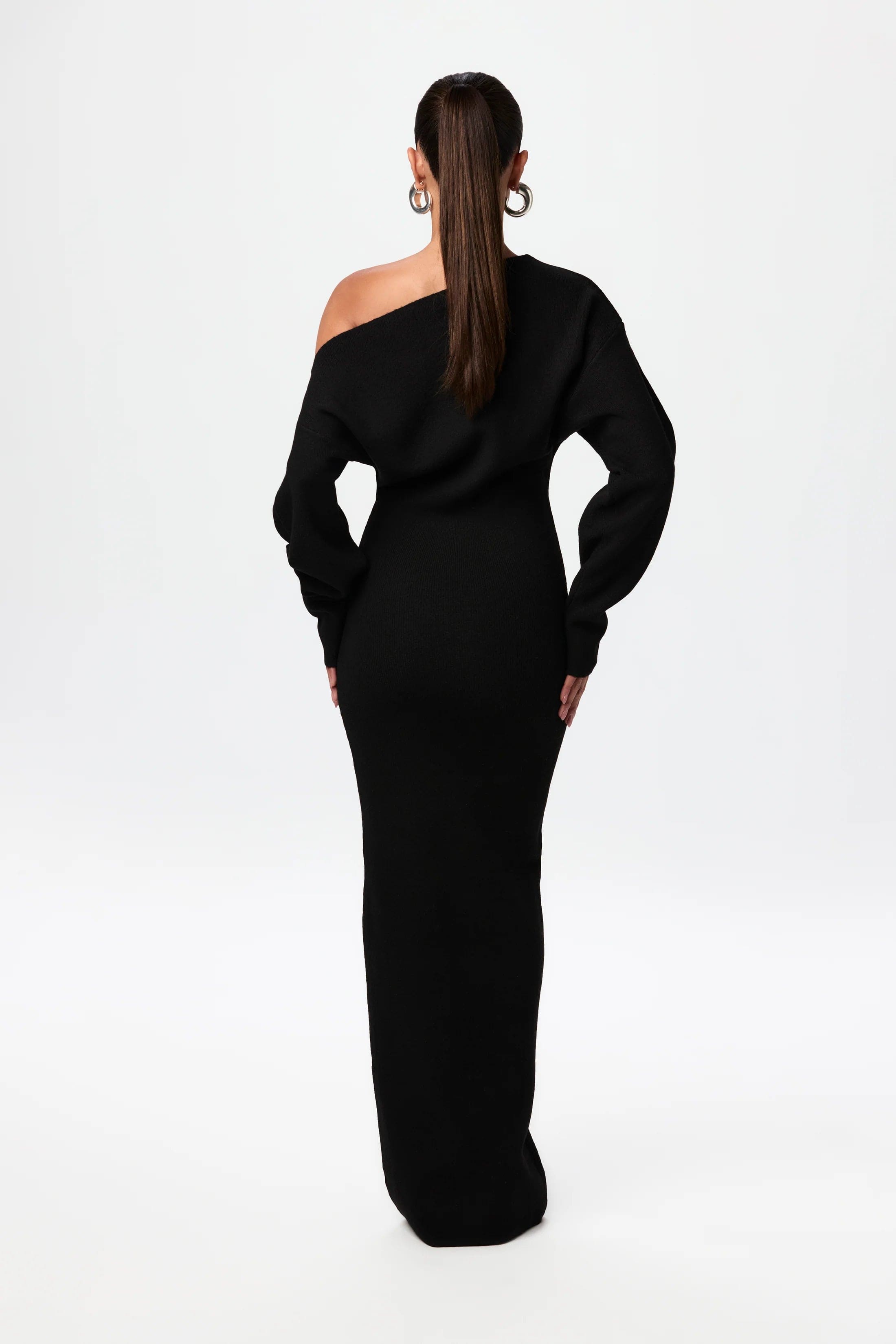Ovogue-Paris™ | Robe élégante à épaules dénudées